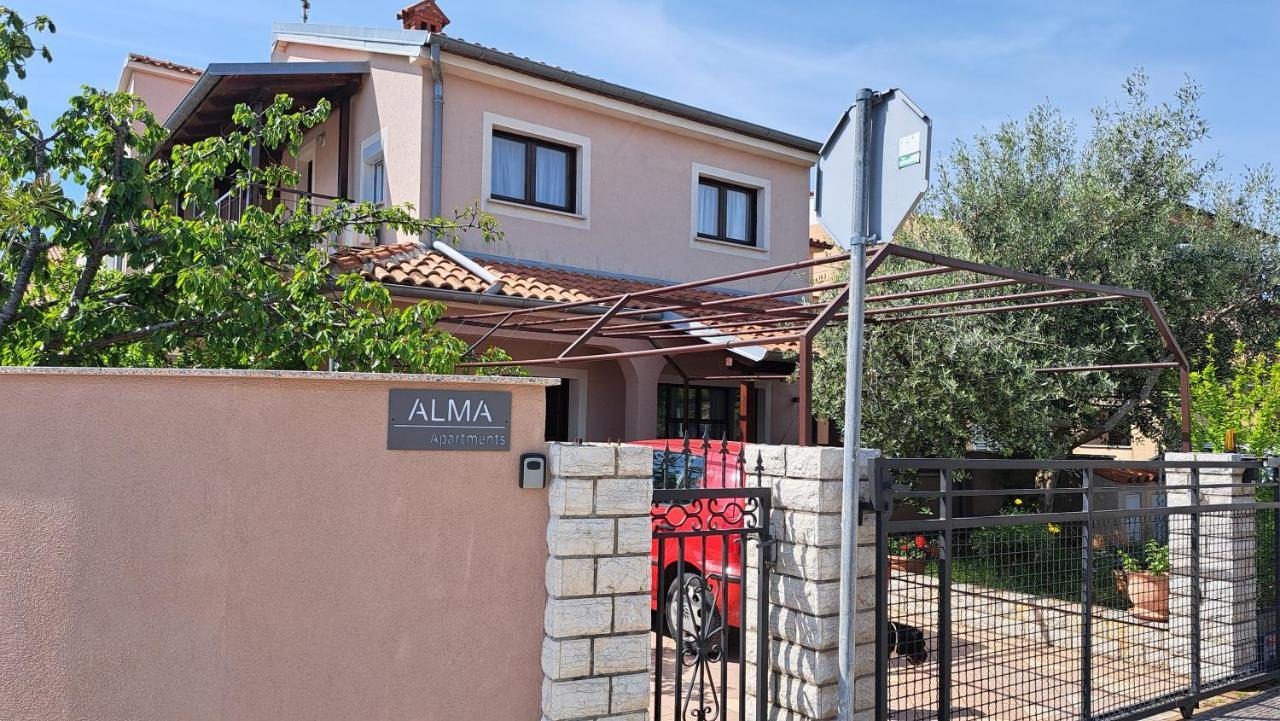Apartmani Alma Пула Екстер'єр фото