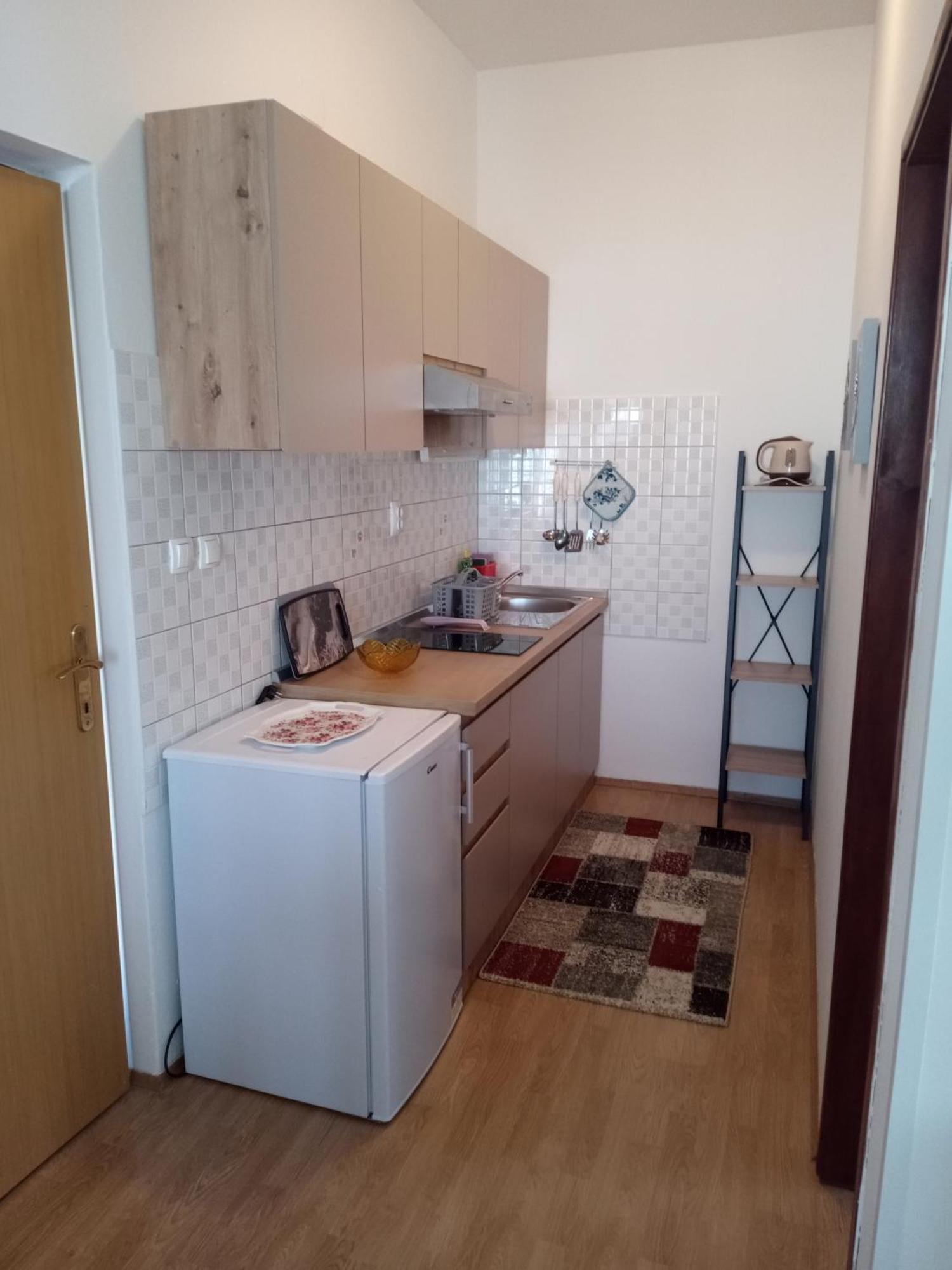 Apartmani Alma Пула Екстер'єр фото