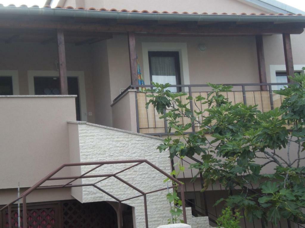 Apartmani Alma Пула Екстер'єр фото