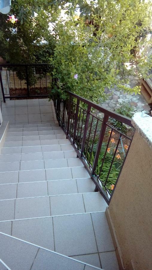 Apartmani Alma Пула Екстер'єр фото